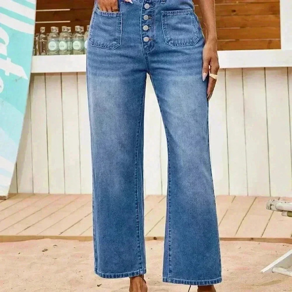 Medium Wash Casual Women's Loose Fitting Straight Leg Blue Denim Jeans - Picture 6 of 6